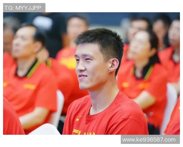 周鹏在CBA赛场的坚守与传承精神激励年轻球员不断追求卓越